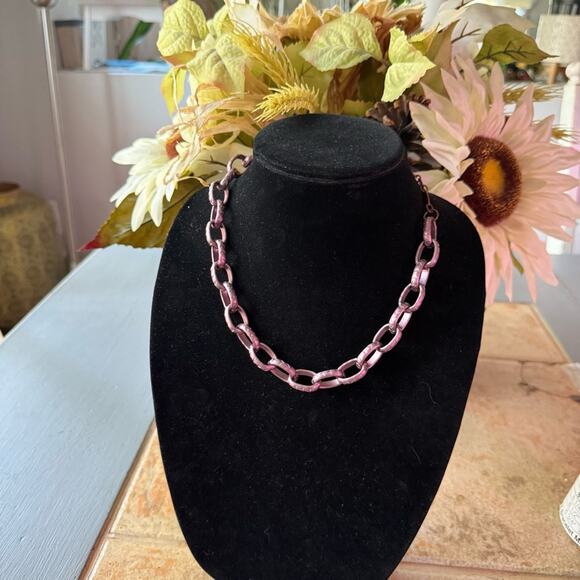 Sabika Summer 2018 Chunky Heart Chainlink Necklace - Picture 1 of 8